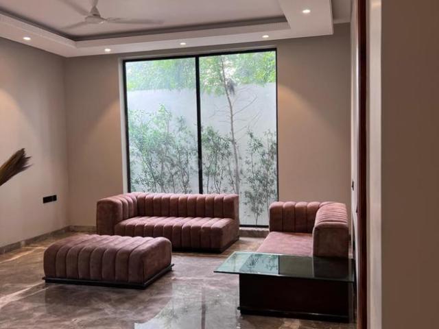 Flat for rent in South Delhi, Deri