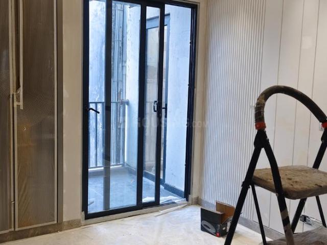Flat for sale in South Delhi, Deri