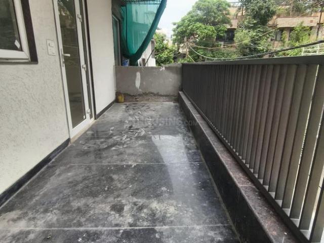 Flat for sale in South Delhi, Deri