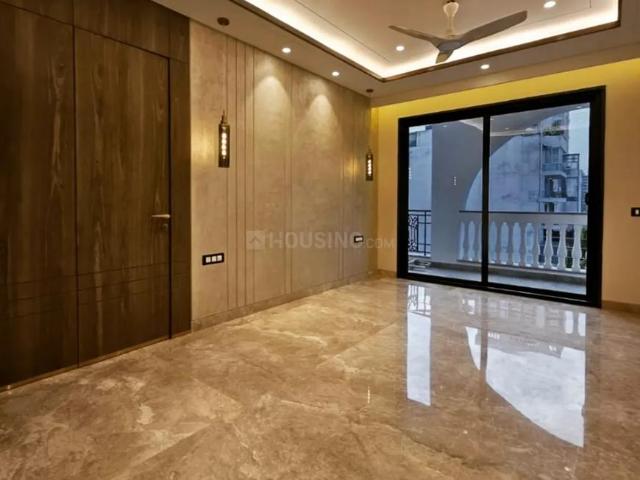 Flat for rent in Deri