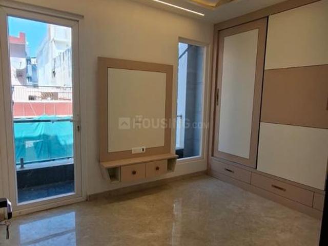 Flat for rent in West Delhi, Deri