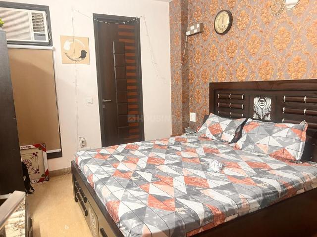 Flat for sale in West Delhi, Deri