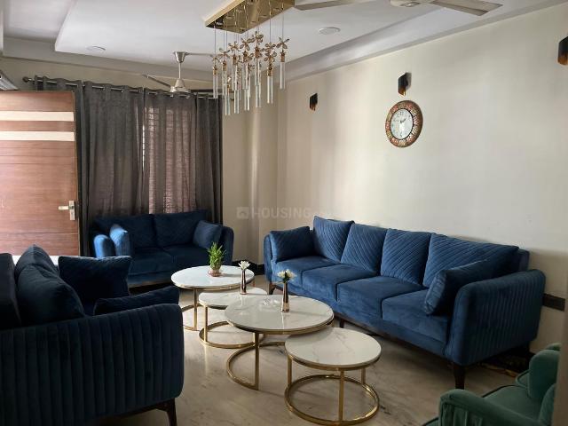 Flat for sale in West Delhi, Deri