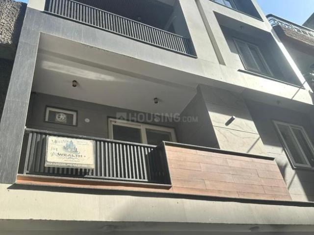 Flat for sale in West Delhi, Deri