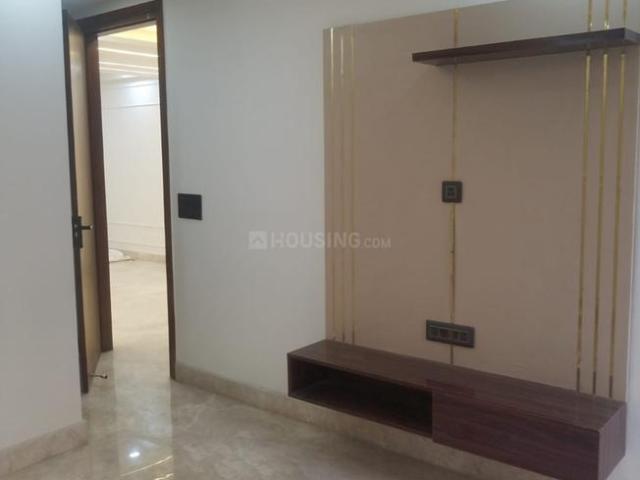 Flat for sale in West Delhi, Deri