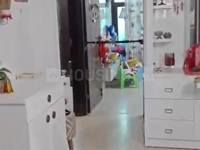 Flat for sale in West Delhi, Deri