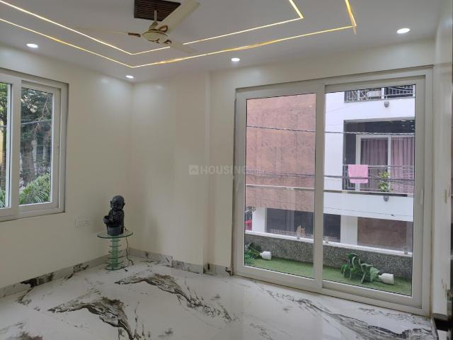 Flat for sale in South West Delhi, Deri