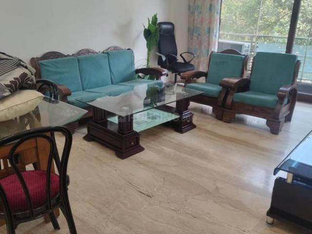 Flat for rent in Deri