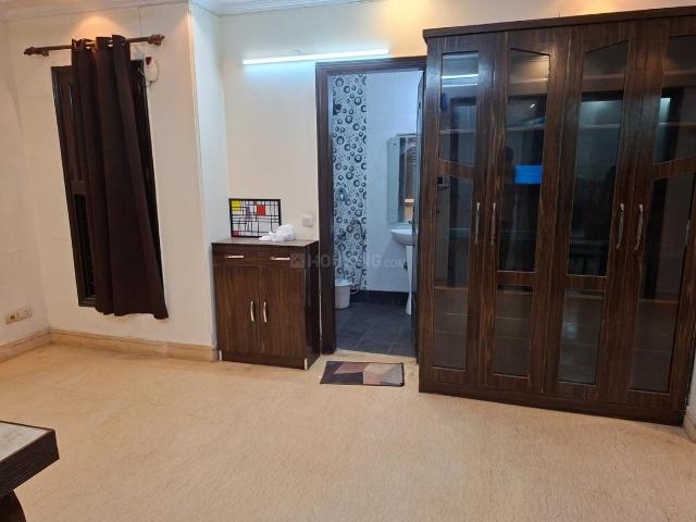 Flat for rent in Deri