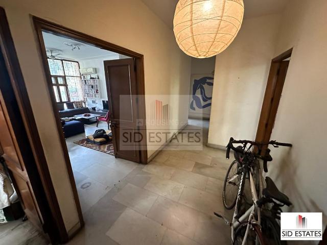 Flat for rent in Deri