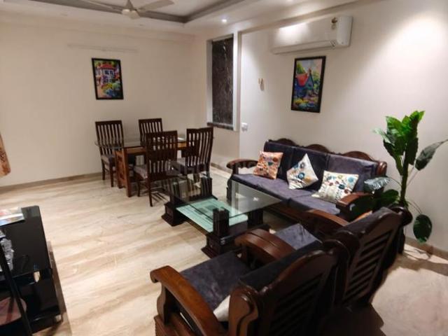 Flat for rent in Bhogal, Delhi