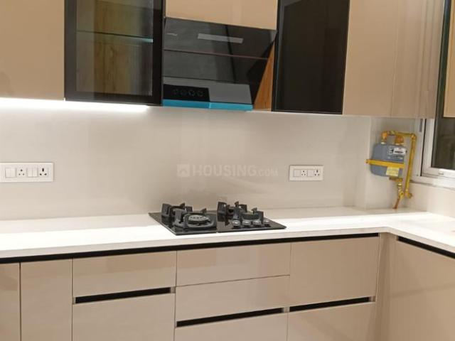Flat for rent in Deri