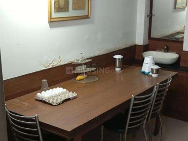 Flat for rent in Deri