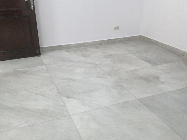 Flat for rent in Deri