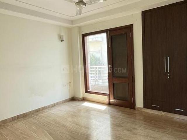 Flat for rent in Deri