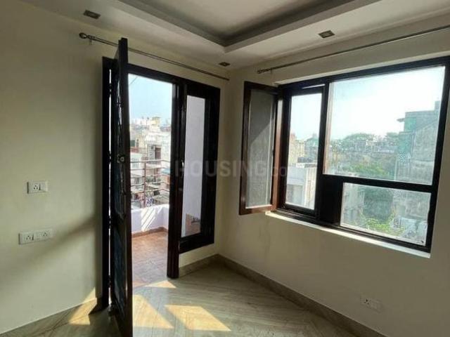 Flat for rent in Deri