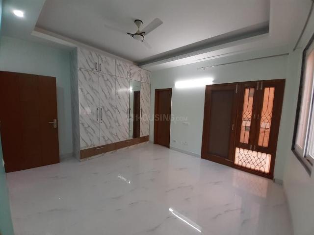 Flat for rent in Deri