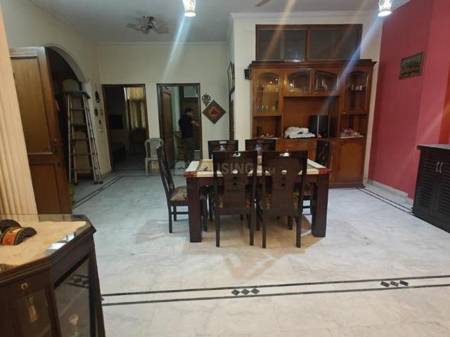 Flat for rent in Deri
