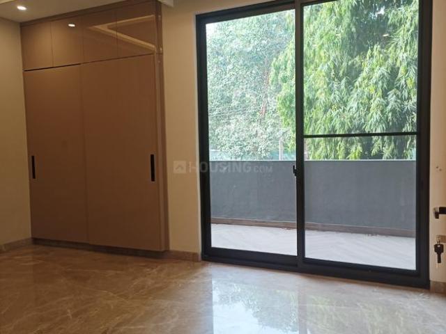 Flat for rent in Deri