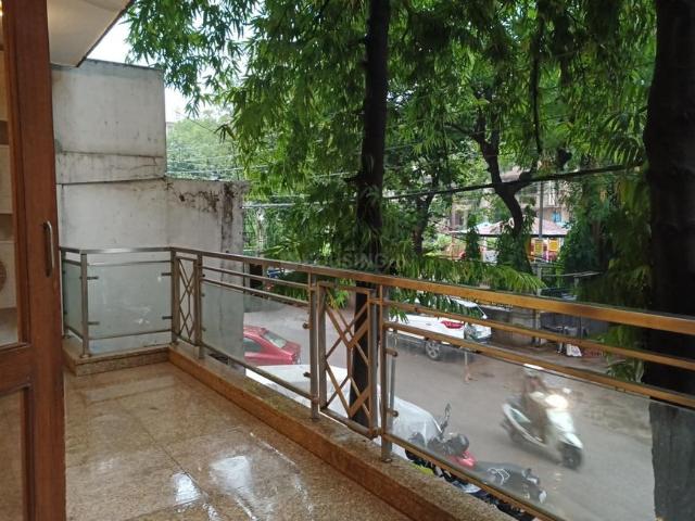 Flat for rent in Deri