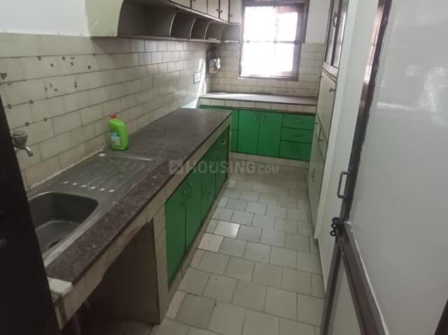 Flat for rent in Deri