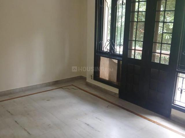 Flat for rent in Deri