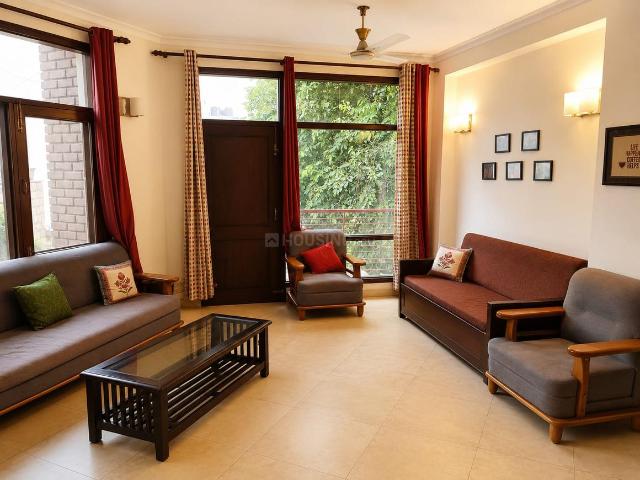 Flat for rent in Deri