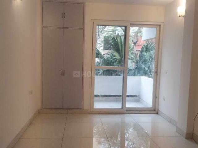 Flat for rent in Deri