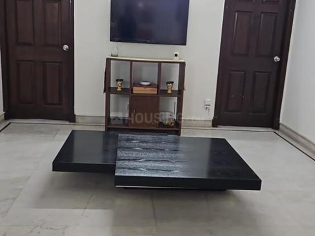 Flat for rent in Deri