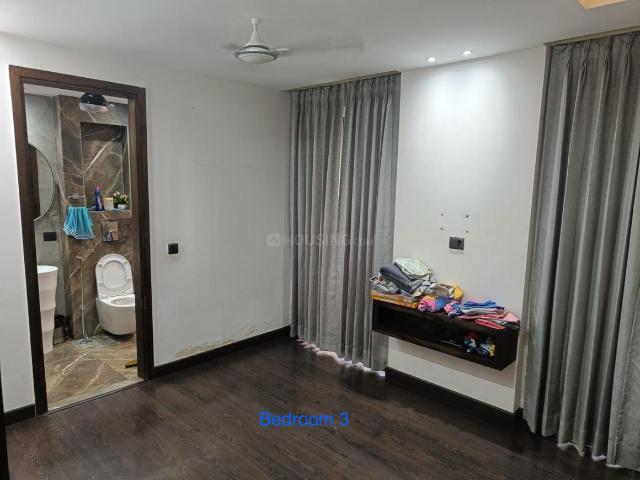 Flat for rent in Deri