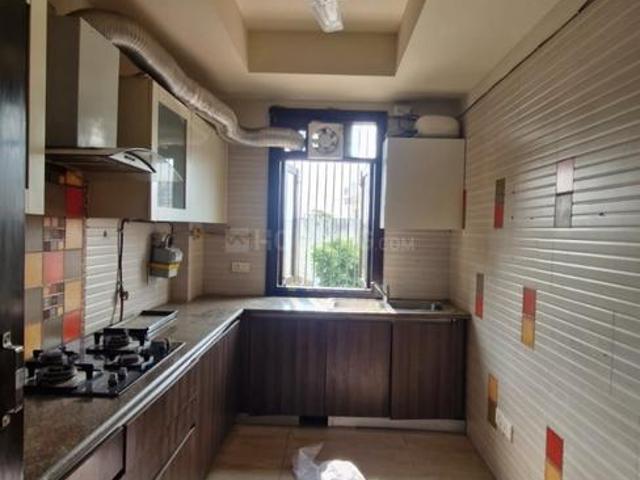 Flat for rent in Deri