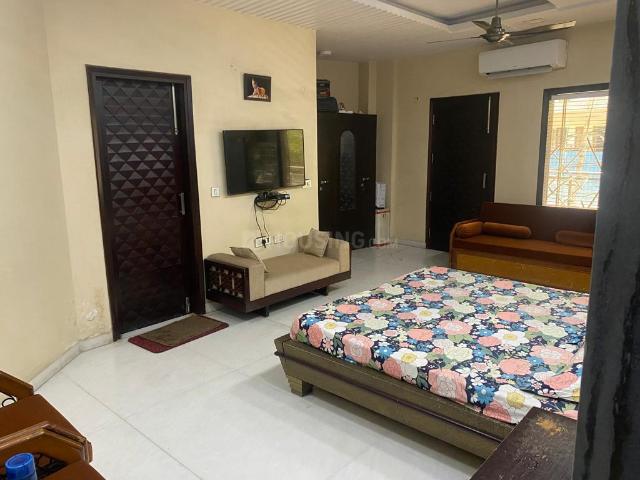 Flat for sale in Central Delhi, Deri