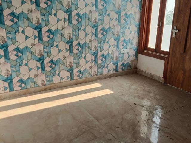 Flat for rent in North Delhi, Deri