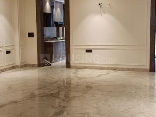 Flat for rent in Deri