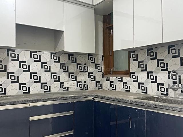 Flat for rent in South Delhi, Deri