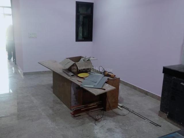 Flat for rent in South Delhi, Deri