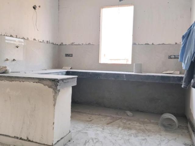 Flat for sale in South Delhi, Deri