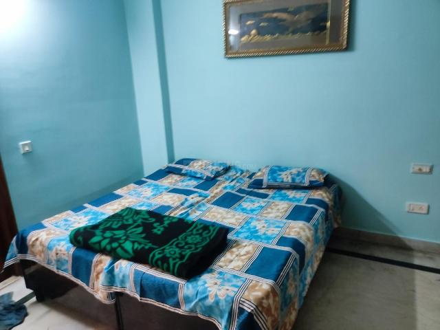 Flat for rent in West Delhi, Deri