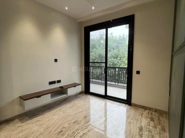 Flat for sale in Kirti Nagar, Delhi