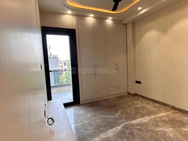 Flat for sale in West Delhi, Deri