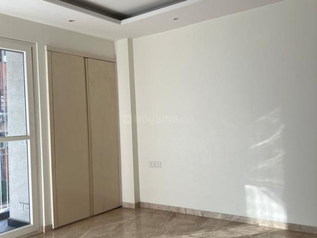 Flat for rent in Deri
