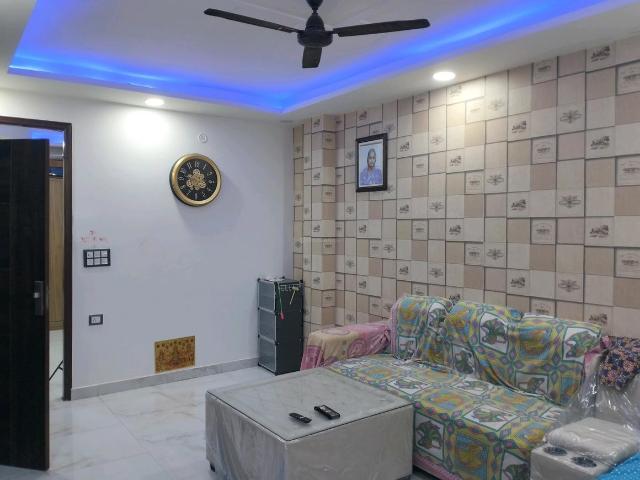 Flat for sale in East Delhi, Deri