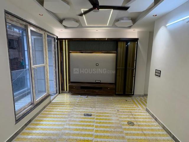 Flat for sale in East Delhi, Deri