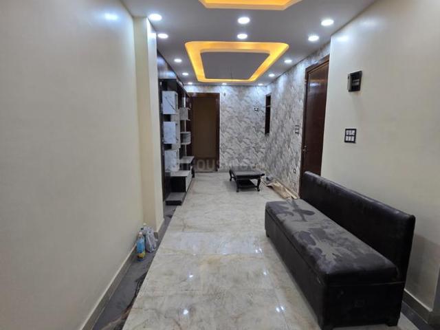 Flat for sale in East Delhi, Deri