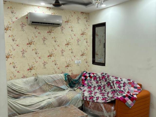 Flat for sale in East Delhi, Deri