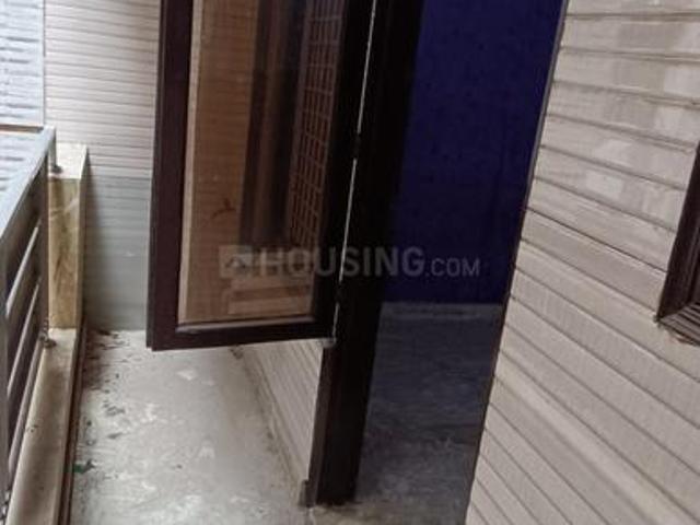 Flat for sale in East Delhi, Deri