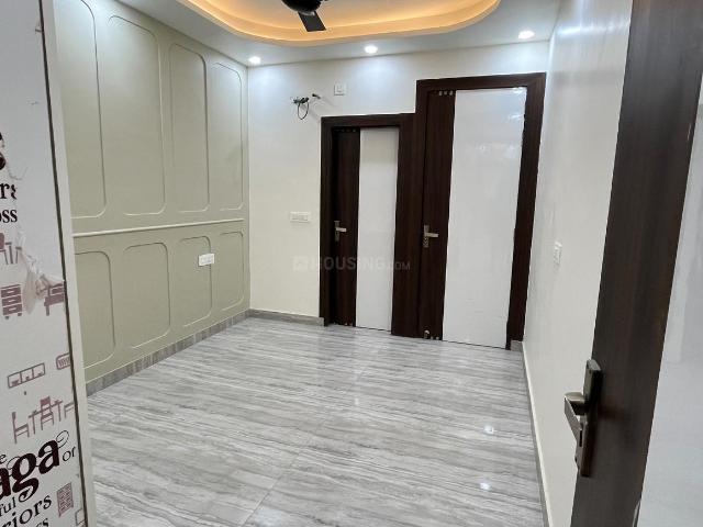 Flat for sale in South West Delhi, Deri
