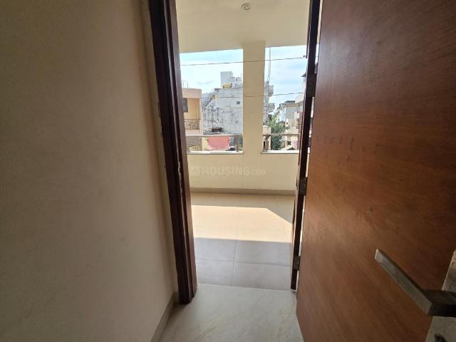 Flat for sale in Malka Ganj, Delhi