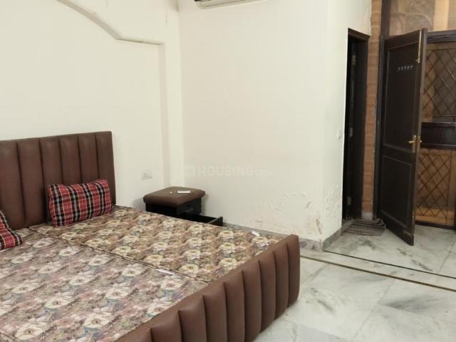 Flat for rent in South Delhi, Deri
