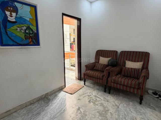 Flat for rent in South Delhi, Deri